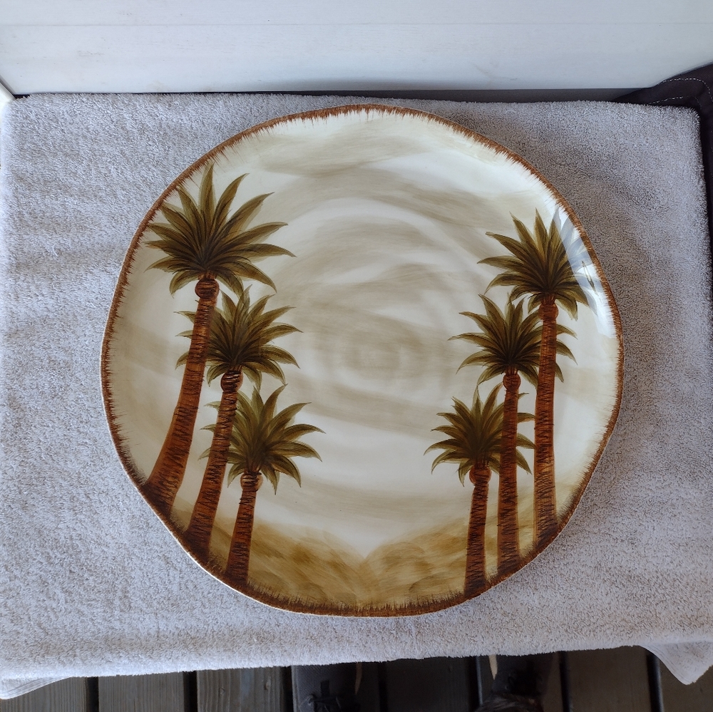 Fiji Tabletop Unlimited Palm Tree Large Platter Ro